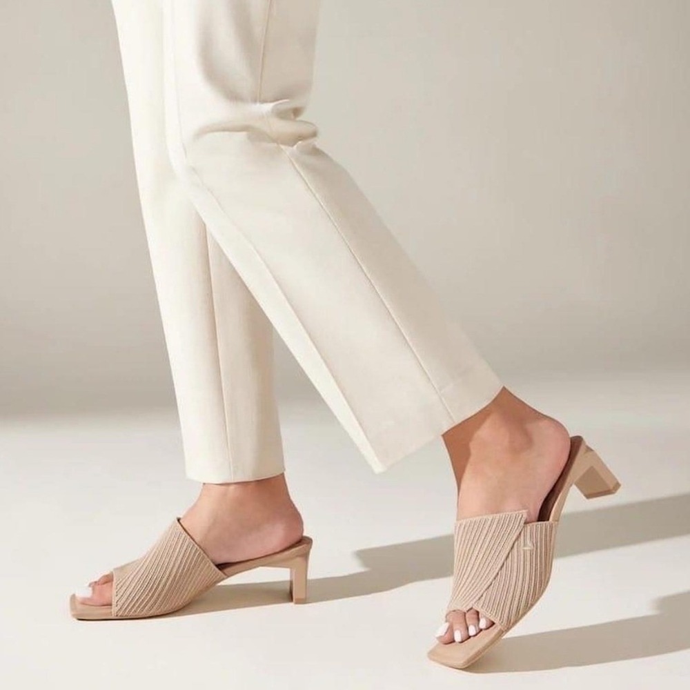 VIVAIA Women's Beige Knit Square-Toe Slide Sandals - Size 40 EUR / 9-9.5